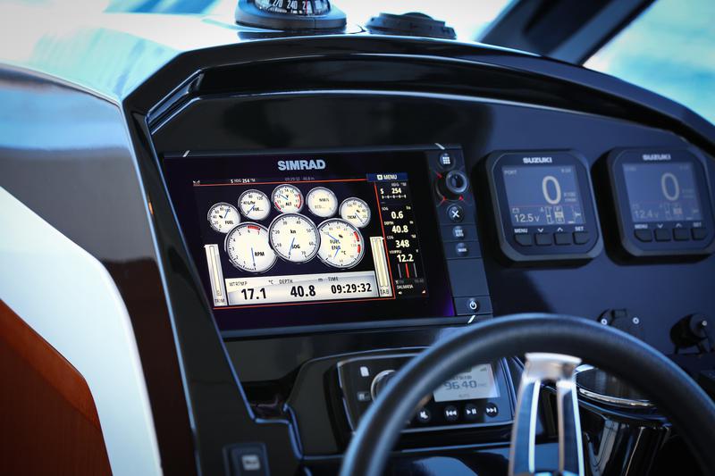 Book yachts online - motorboat - Merry Fisher 895 - VIP 3029ZD - rent