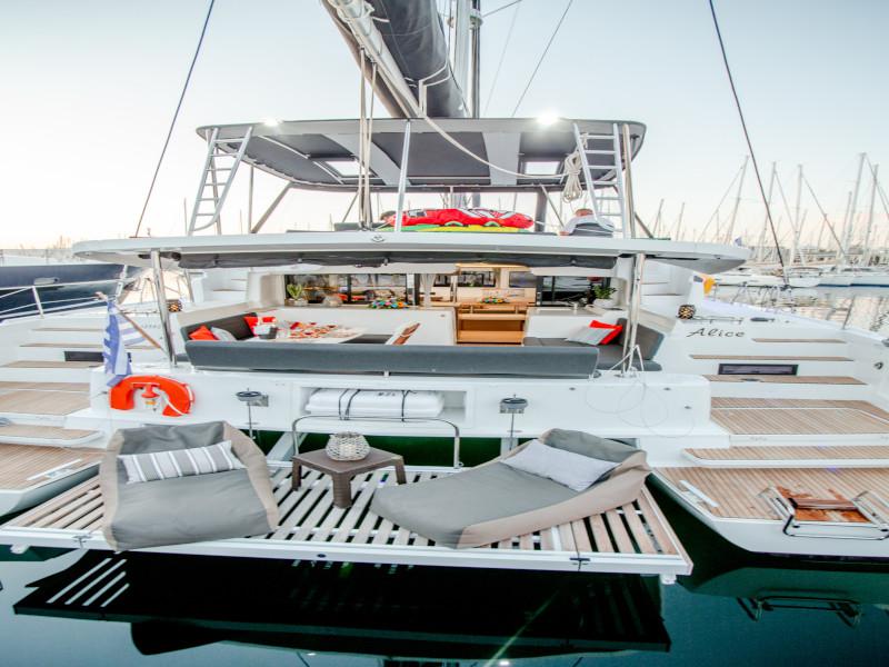 Book yachts online - catamaran - Lagoon 46 - ALICE - rent