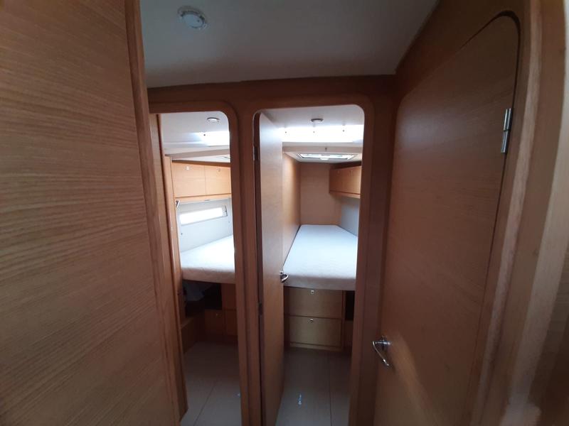 Book yachts online - sailboat - Dufour 520 Grand Large - Sirius - rent