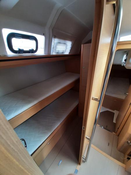 Book yachts online - sailboat - Dufour 520 Grand Large - Sirius - rent