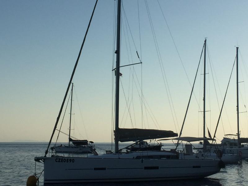 Book yachts online - sailboat - Dufour 460 Grand Large - Aquilo Refit 2021 - rent