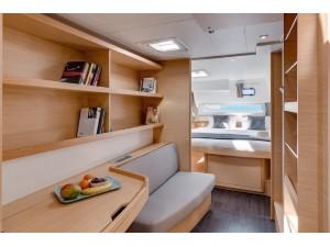 Book yachts online - catamaran - Lagoon 42 - LA PERLA (WITH AC&amp;GENERATOR OWNER VERSION) - rent