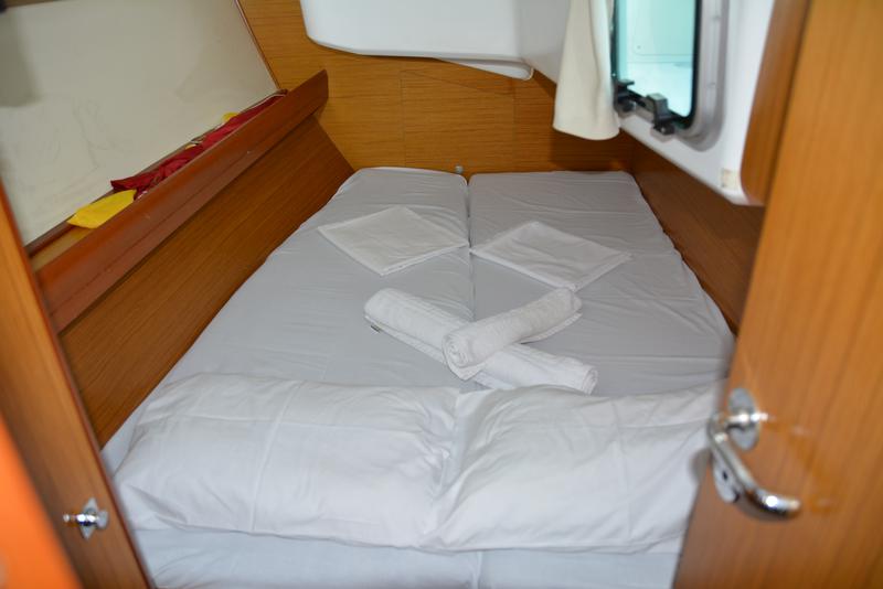Book yachts online - sailboat - Sun Odyssey 36i - Billis - rent
