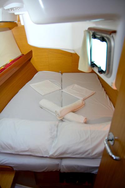 Book yachts online - sailboat - Sun Odyssey 36i - Billis - rent