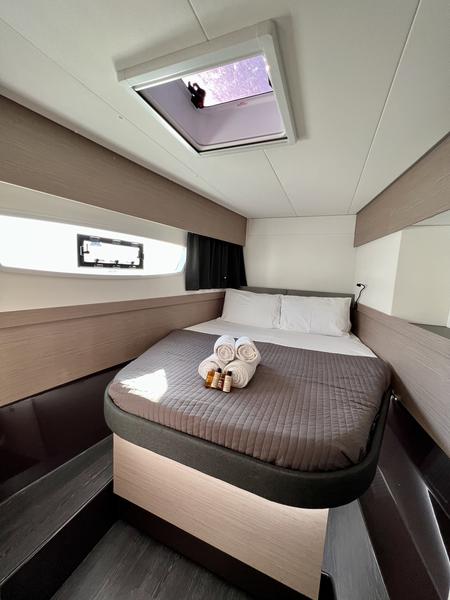 Book yachts online - catamaran - Elba 45 - SEA ENERGY II - rent