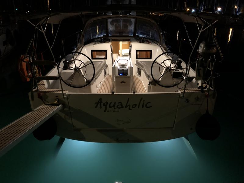 Book yachts online - sailboat - Sun Odyssey 410 - Aquaholic - rent