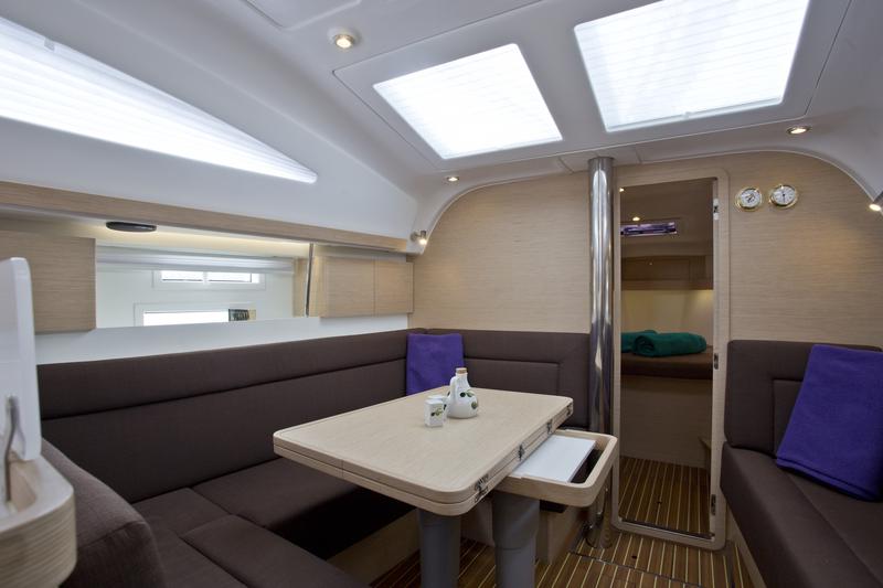 Book yachts online - sailboat - Elan 40 Impression - Laali - rent