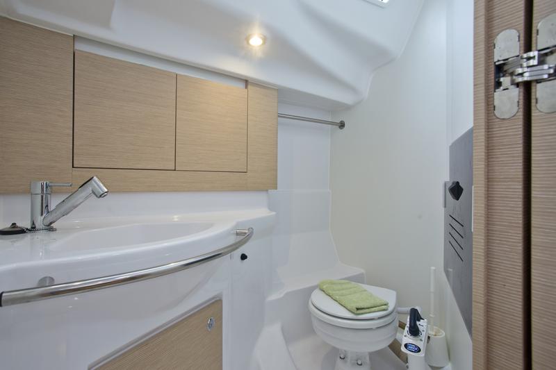Book yachts online - sailboat - Elan 40 Impression - Laali - rent