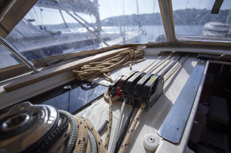 Book yachts online - sailboat - Dufour 412 Grand large - Skyra - rent