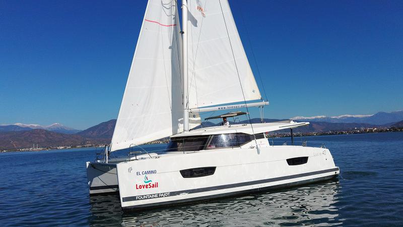 Book yachts online - catamaran - Lucia 40 - El Camino - rent