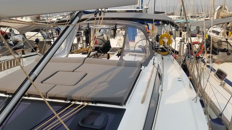 Book yachts online - sailboat - Dufour 430 - Kummsal - rent