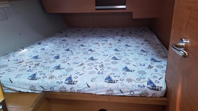 Book yachts online - sailboat - Dufour 430 - Kummsal - rent