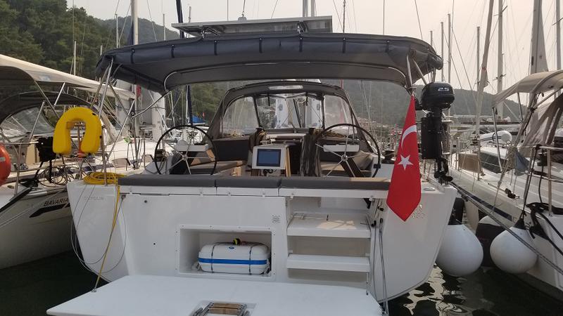 Book yachts online - sailboat - Dufour 430 - Kummsal - rent