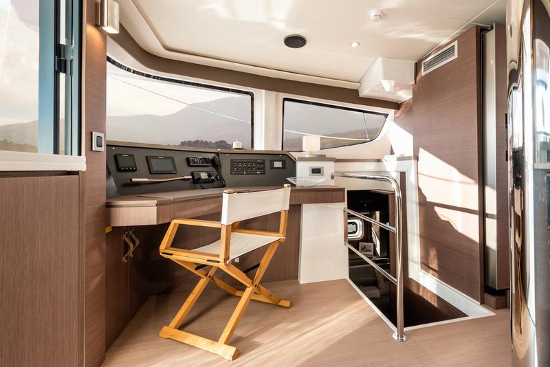 Book yachts online - catamaran - Bali 4.6 - Seaduction - rent