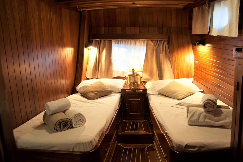 Book yachts online - other - Donna Marisa (ex Lady C) - Donna Marisa - rent