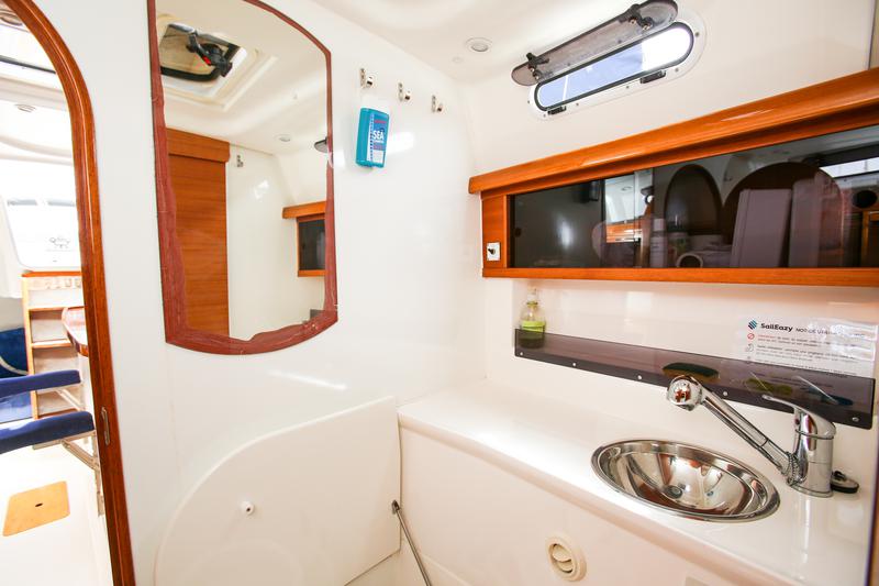 Book yachts online - other - Dragonfly 35 - Magic - rent
