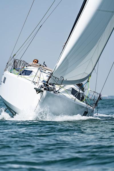 Book yachts online - sailboat - Pogo 36 - Lady Shadock - rent