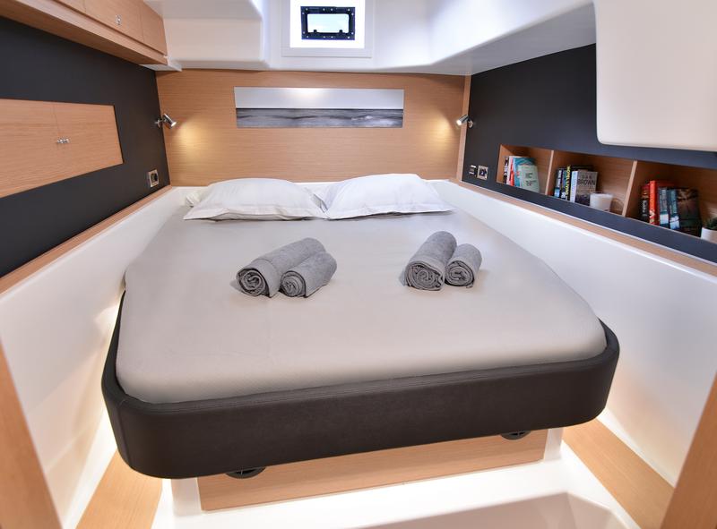 Book yachts online - catamaran - Dufour Catamaran 48 - Sea Breeze  - rent