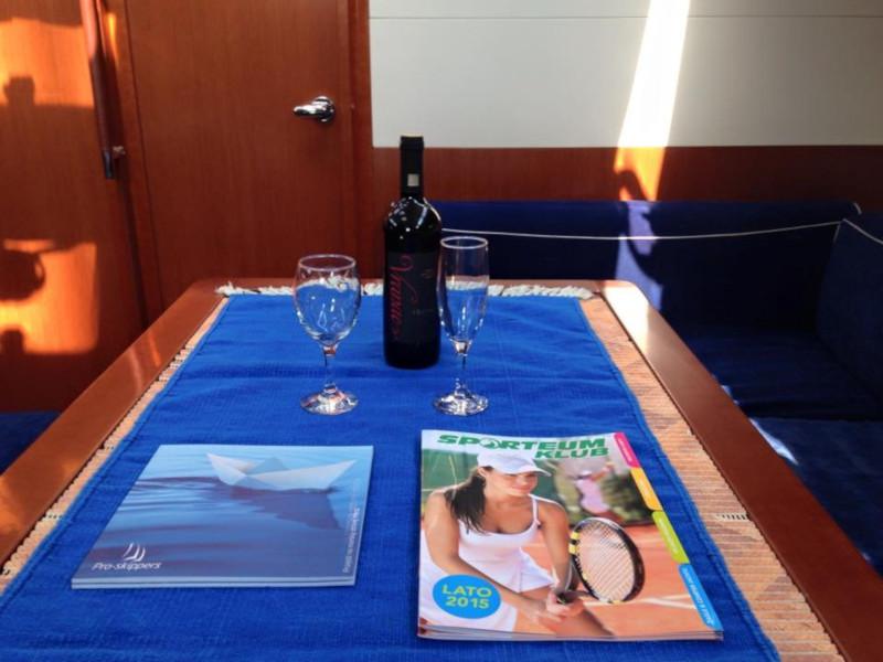 Book yachts online - sailboat - Oceanis 50 Family - Flying Colours - rent