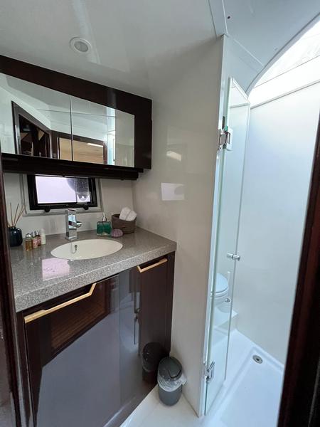Book yachts online - motorboat - Galeon 385 HTS - Manoli - rent