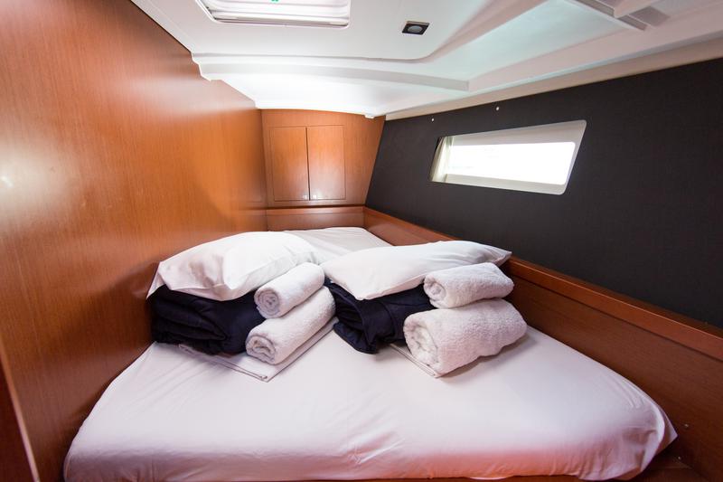 Book yachts online - sailboat - Oceanis 45 - DAEDALUS - rent