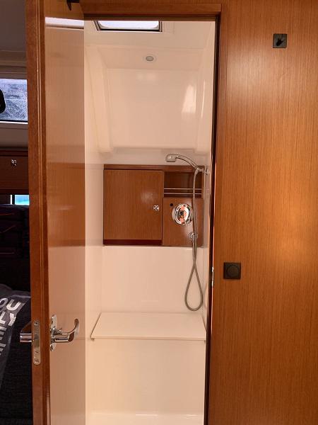 Book yachts online - sailboat - Bavaria 51 Cruiser - Top Sea - rent