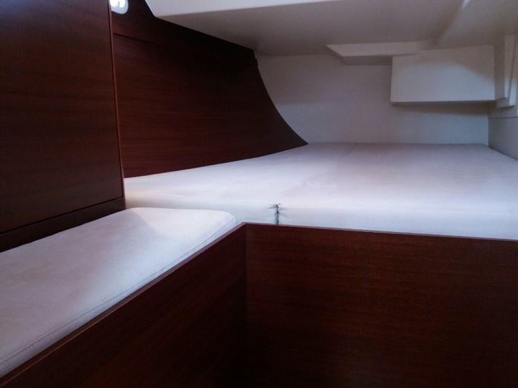Book yachts online - sailboat - Hanse 430 - PANTA REI - rent