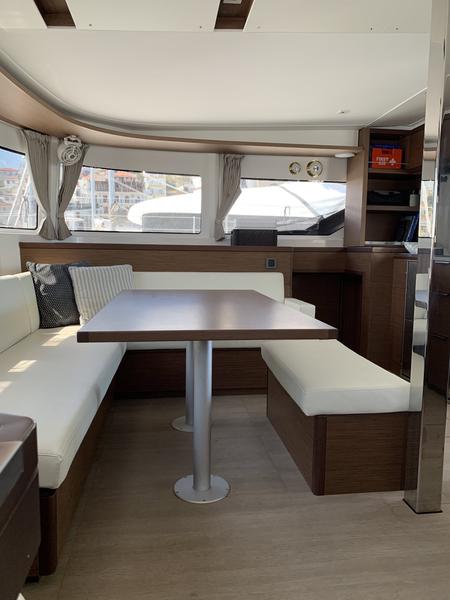 Book yachts online - catamaran - Lagoon 46 (AC, Gen, Watermaker) - ESPABILA, (ac,Gen,W/Maker) - rent