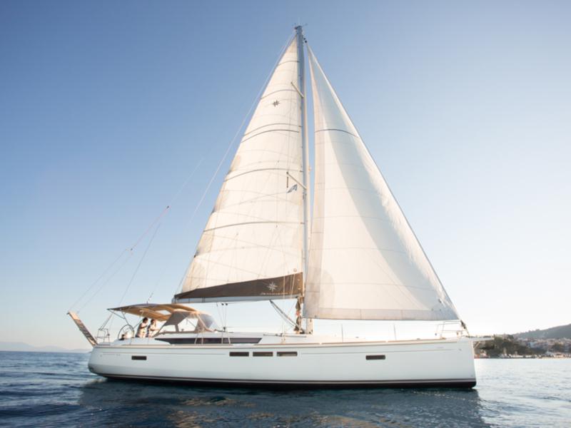 Book yachts online - sailboat - Sun Odyssey 519 (AC) - AURORA AC - rent