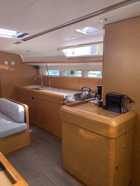 Book yachts online - sailboat - Sun Odyssey 519 (AC) - AURORA AC - rent