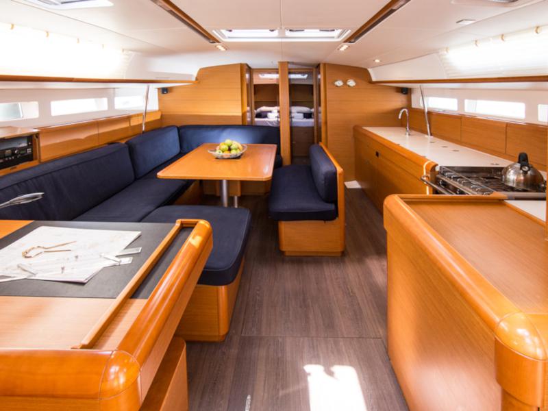 Book yachts online - sailboat - Sun Odyssey 519 (AC) - AURORA AC - rent