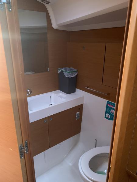 Book yachts online - sailboat - Sun Odyssey 519 (AC) - AURORA AC - rent