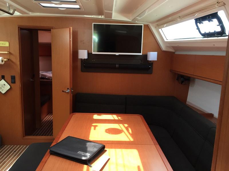 Book yachts online - sailboat - Bavaria Cruiser 46 - NEFELI - rent
