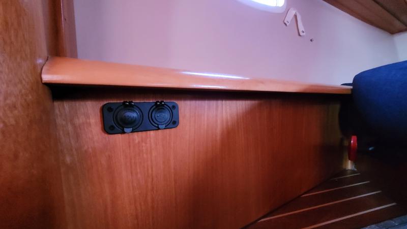 Book yachts online - sailboat - Bavaria 40 * Free of Charge SUP - BLACK PEARL - rent