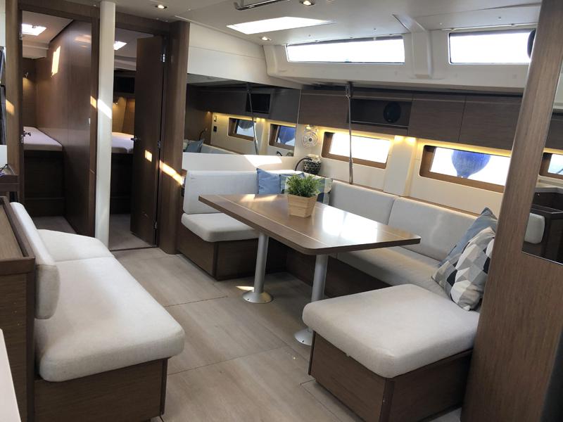 Book yachts online - sailboat - Oceanis 51.1 - Salt Water (A/C - Generator - Inverter - 12 pax) - rent