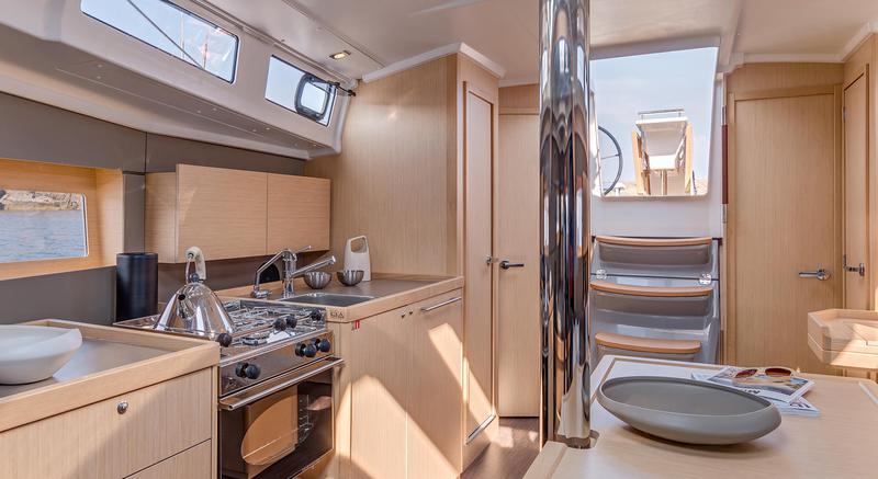 Book yachts online - sailboat - Oceanis 38.1 - NN2 - NEW 2023 - rent