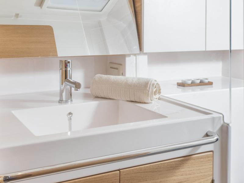 Book yachts online - sailboat - Salona 380 - Andrea - rent