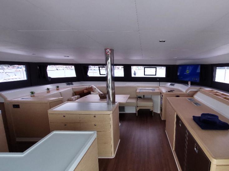 Book yachts online - catamaran - Dufour Catamaran 48 - Dream - rent