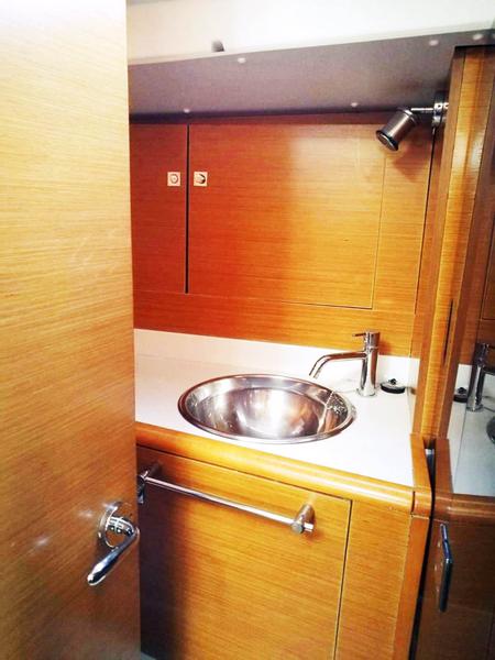 Book yachts online - sailboat - Sun Odyssey 409 - ARIES - rent