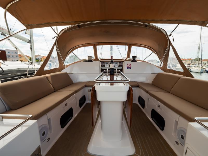 Book yachts online - sailboat - Elan 50 Impression - Alegria - rent