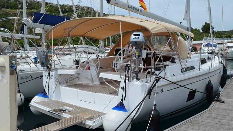 Book yachts online - sailboat - Hanse 418 - Laysan - rent