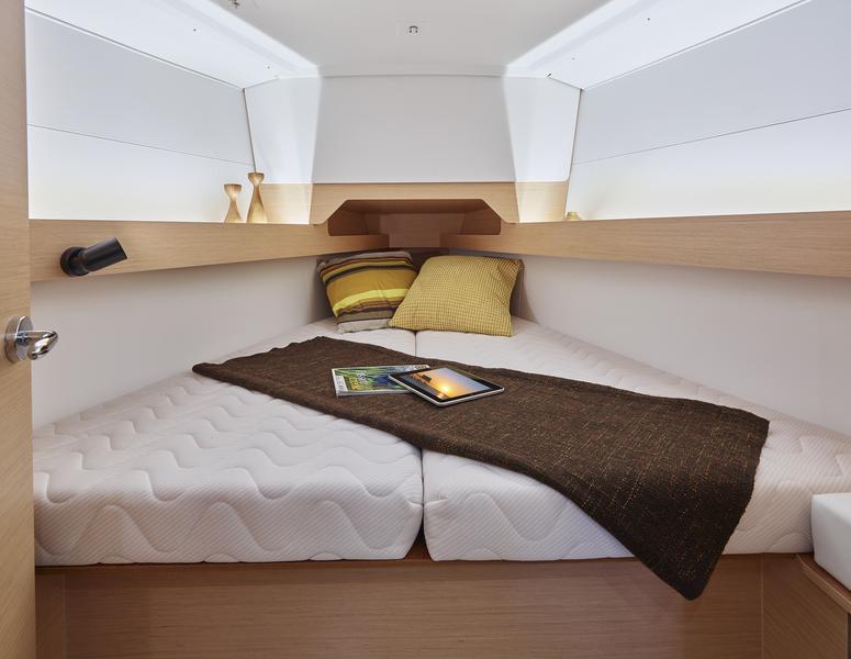Book yachts online - sailboat - Sun Odyssey 349 - Ana - rent