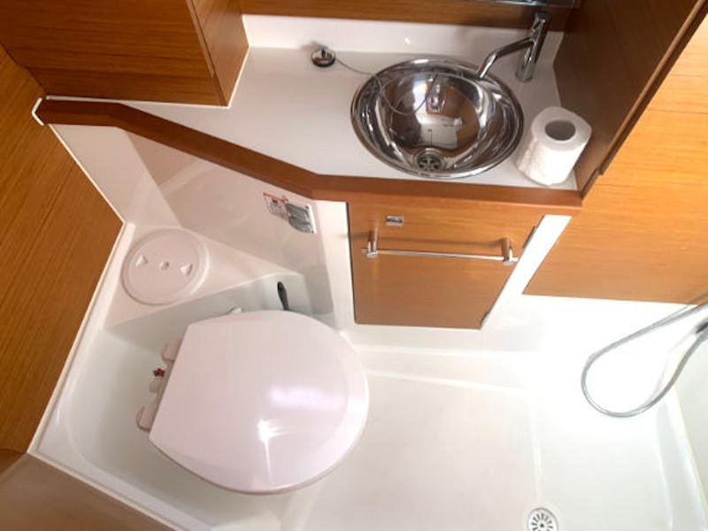 Book yachts online - sailboat - Sun Odyssey 389 - Amadeus - rent