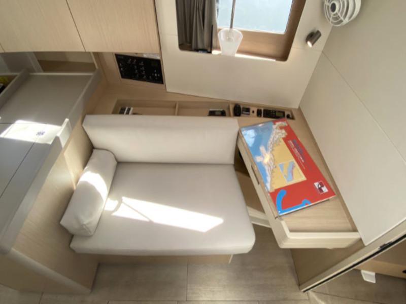 Book yachts online - sailboat - Oceanis 41.1 - Frankfurt - rent