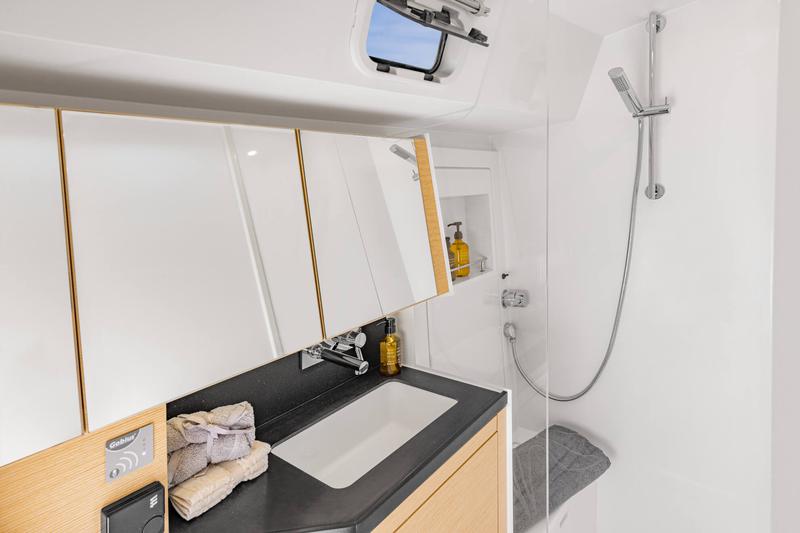 Book yachts online - sailboat - Hanse 460 - Wilson - rent