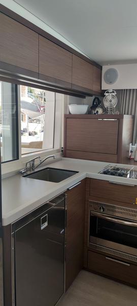 Book yachts online - catamaran - Lagoon 40 - Solentia - rent