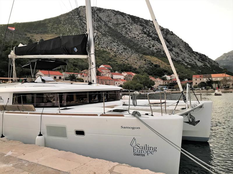 Book yachts online - catamaran - Lagoon 450F - SAMOGON - rent