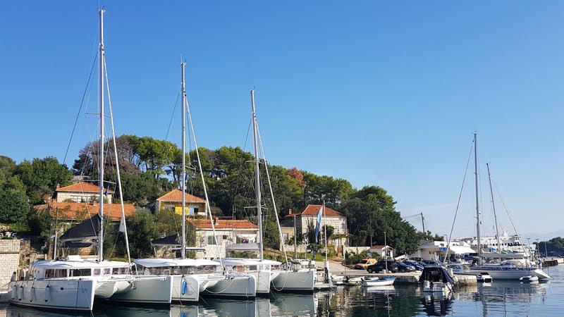 Book yachts online - sailboat - Oceanis 41.1 - GOA - rent