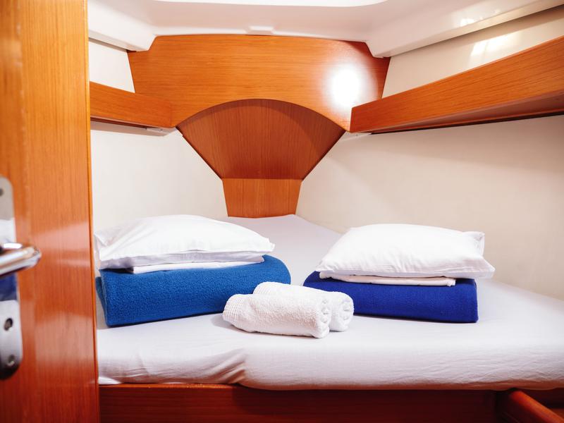 Book yachts online - sailboat - Sun Odyssey 449 - PORT ROYAL - rent