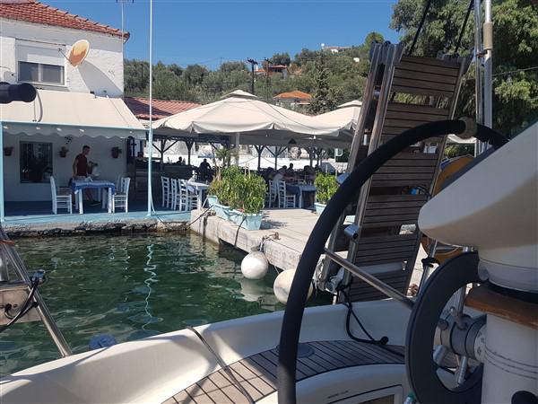 Book yachts online - sailboat - Sun Odyssey 33 - Sophia - rent